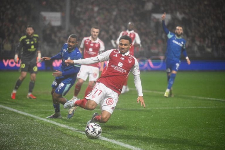 Brest vs Marseille (02:45 – 21/02) | Xem lại trận đấu